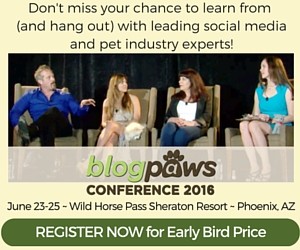 12506628-blogpaws-conference